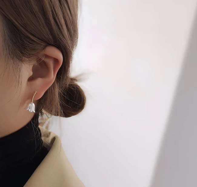 Tulip earrings