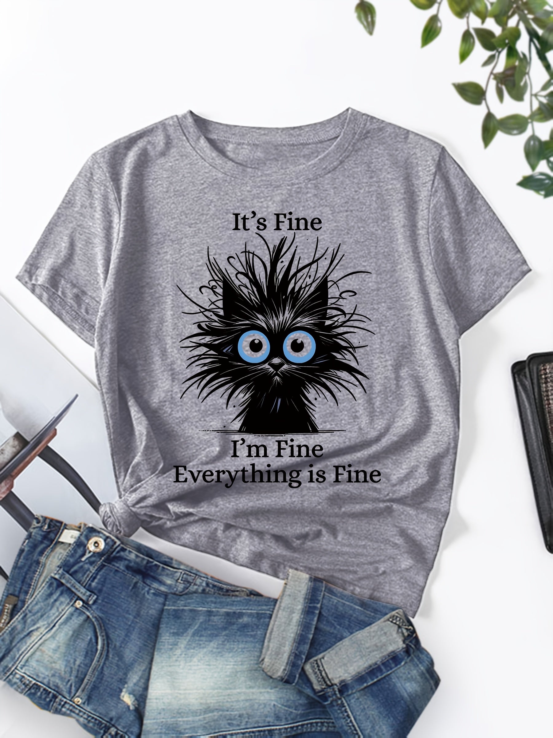 Fine cat T-shirt